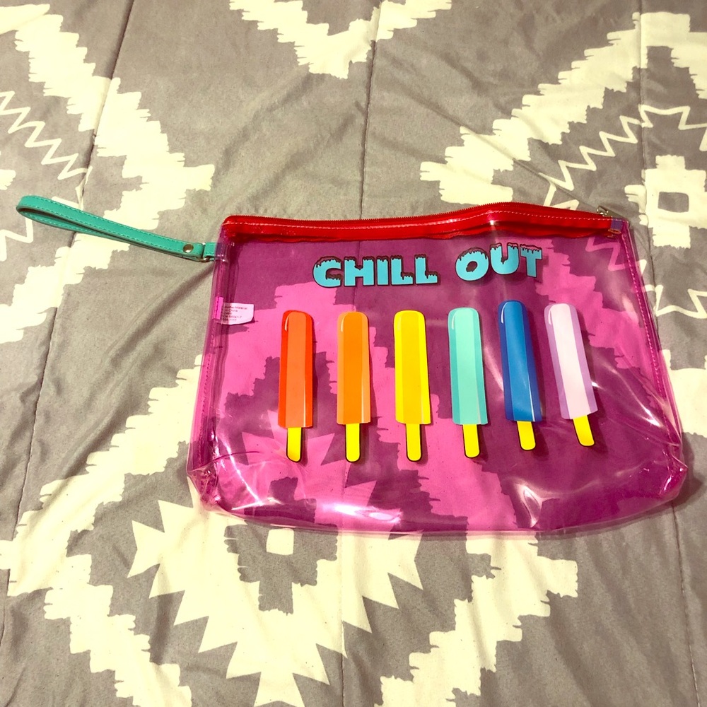 CHILL OUT WRISTLET 🍭